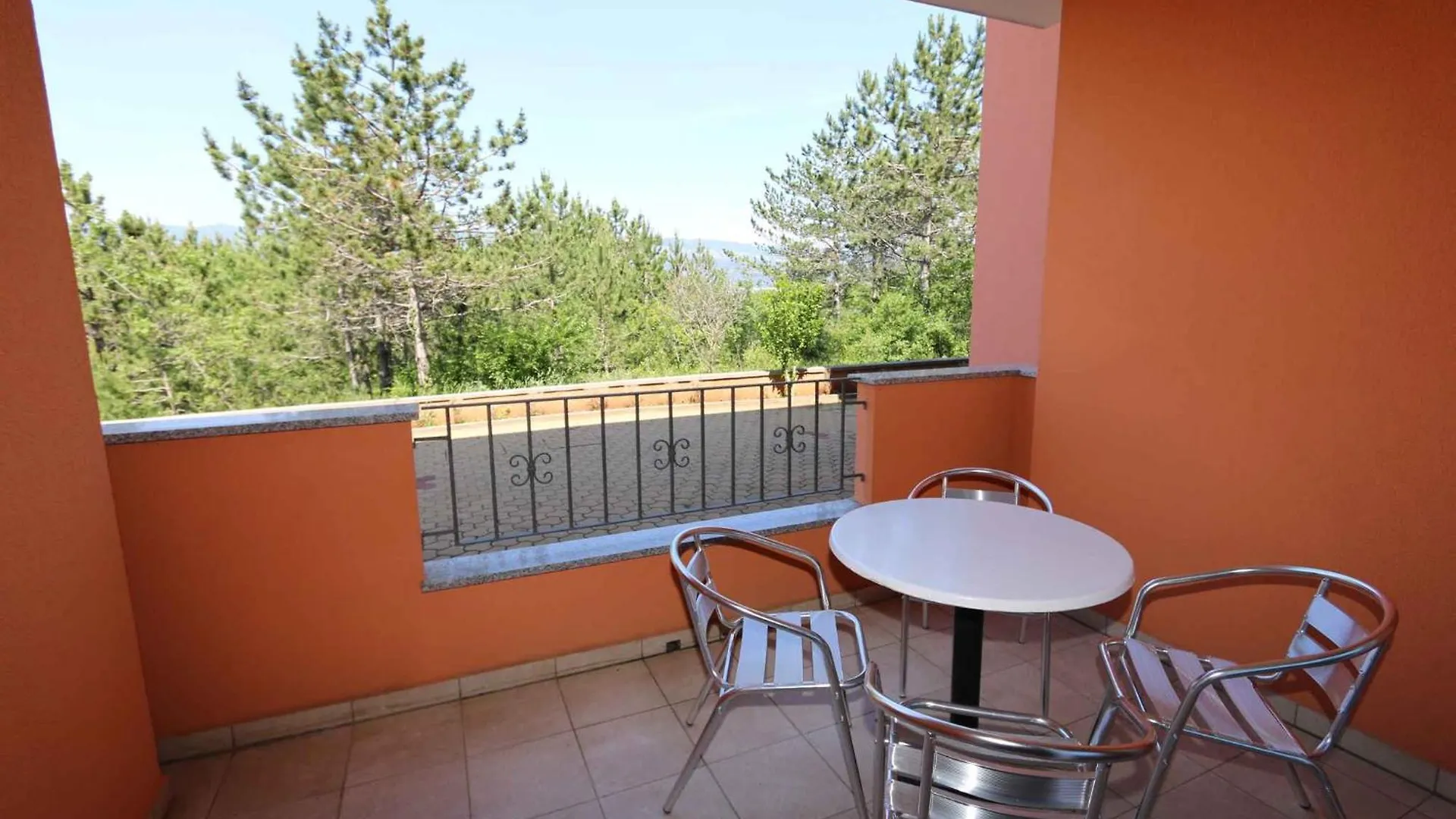 Apartment In Silo/Insel Krk 13582